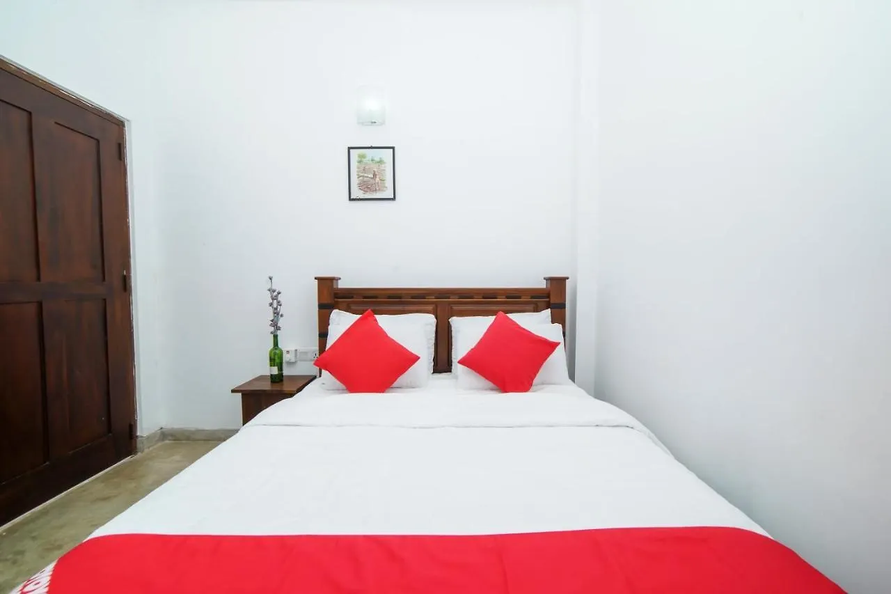 Oyo 555 Villa Dasuni Kandy Hotel